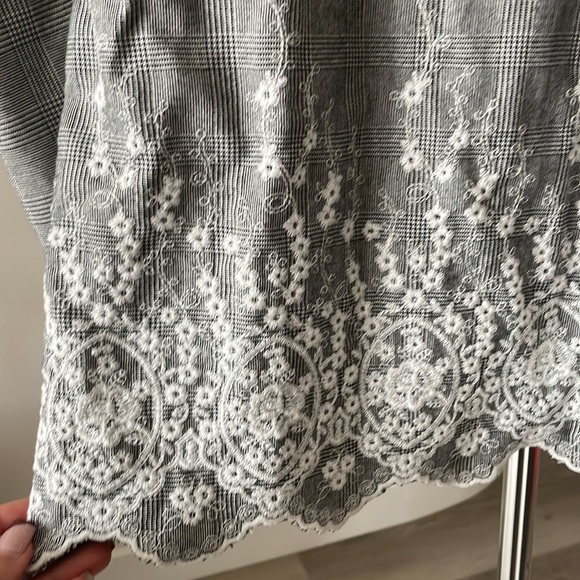 ZARA LONG SLEEVE BLOUSE - Picture 2 of 6